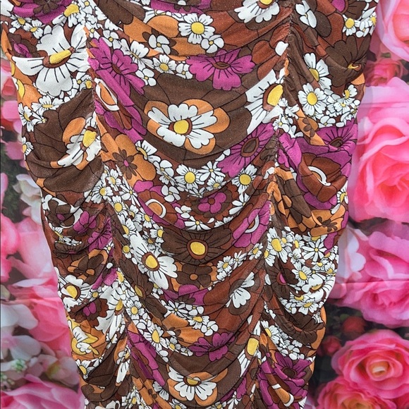 NWT Trendy Floral Mini Dress - Brown and Pink - Picture 4 of 6